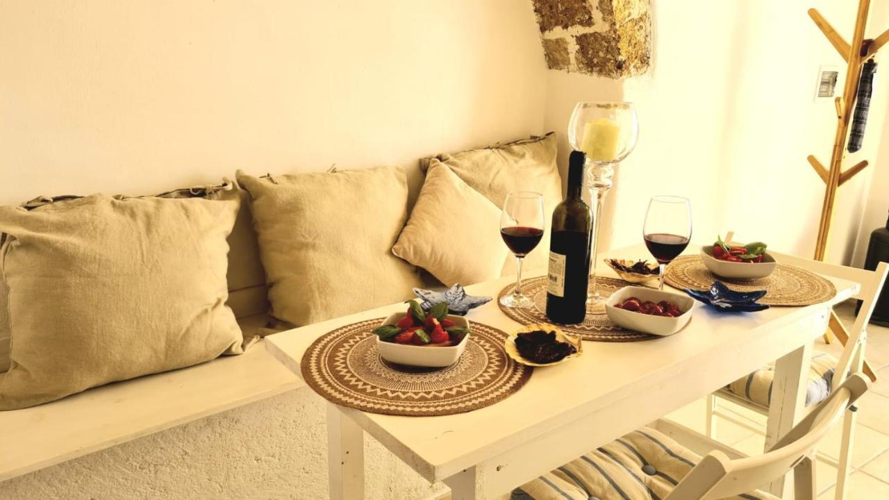 Mediterraneo House- Casa Nel Centro Storico มาติโน ภายนอก รูปภาพ